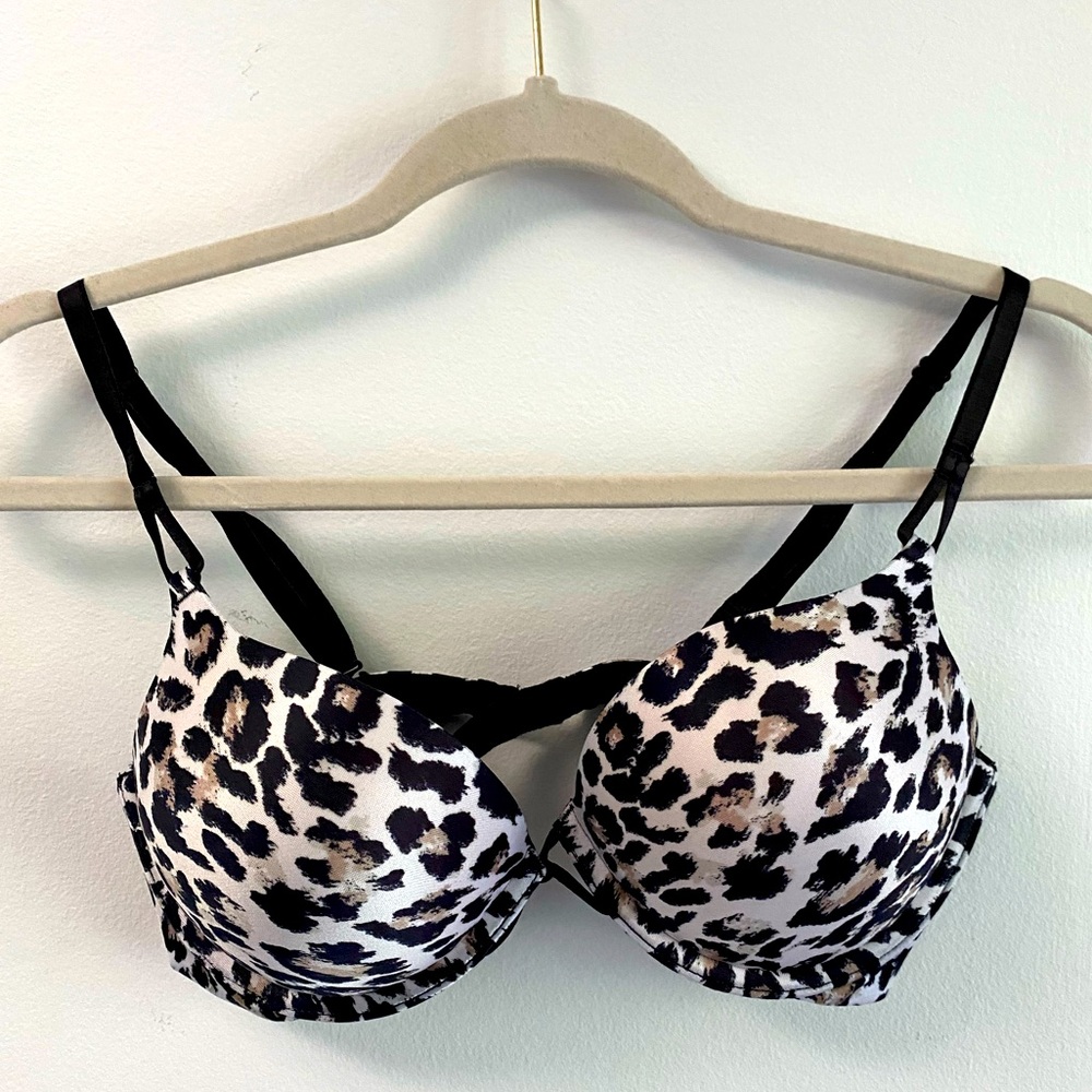 Victoria’s Secret Miraculous Plunge Bra with Matching Panty